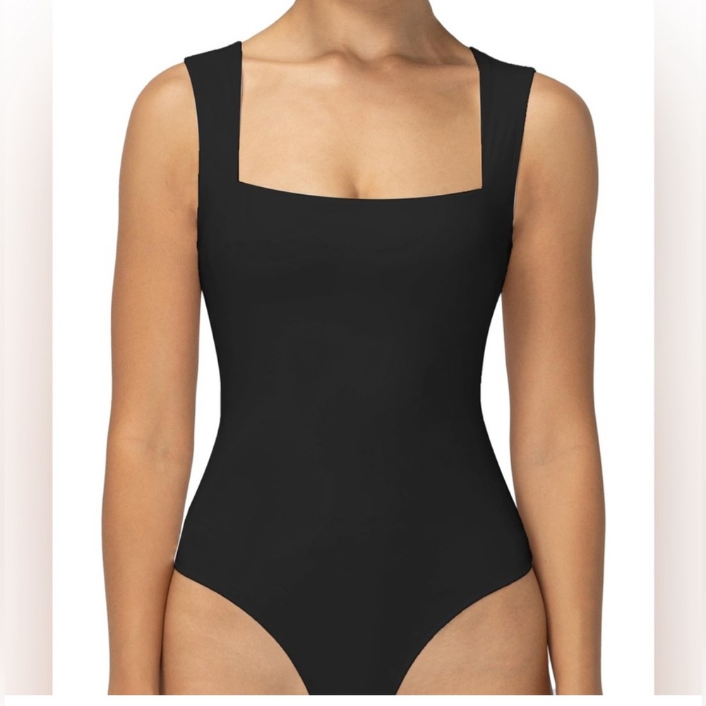 House of Harlow Black Square Neck Bodysuit - Size Large